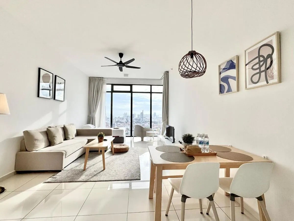 Appartement Beacon Executive Suites #Warmth #Skypool #Georgetown #5Pax #2Br 2Bath #2Queen 1Single #Quality Well Maintained #Private Host Malaisie
