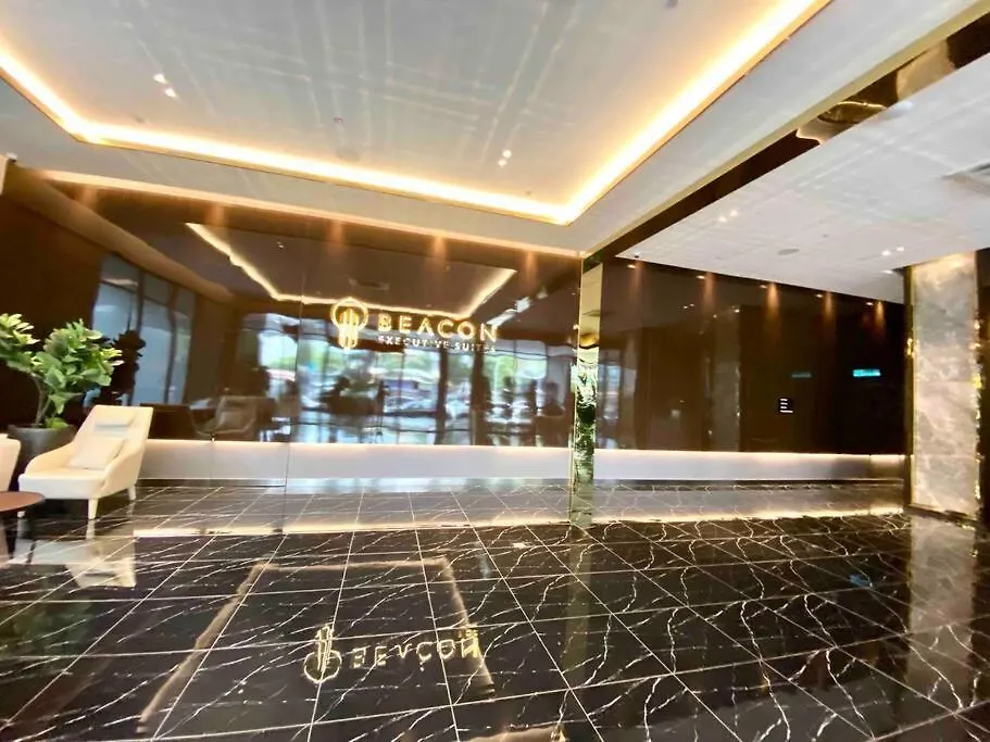 Apartamento Beacon Executive Suites #Warmth #Skypool #Georgetown #5Pax #2Br 2Bath #2Queen 1Single #Quality Well Maintained #Private Host Malásia