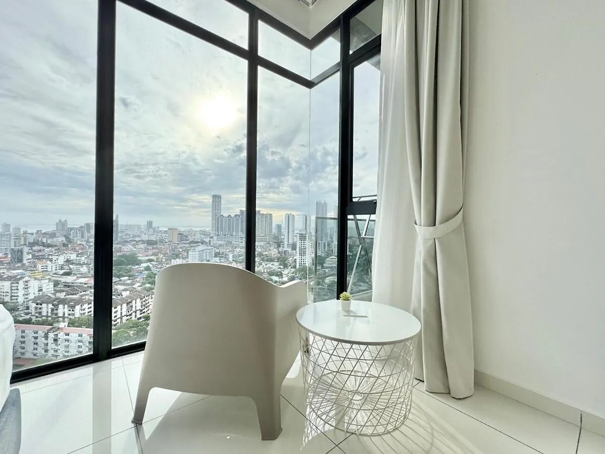Beacon Executive Suites #Warmth #Skypool #Georgetown #5Pax #2Br 2Bath #2Queen 1Single #Quality Well Maintained #Private Host Apartamento George Town